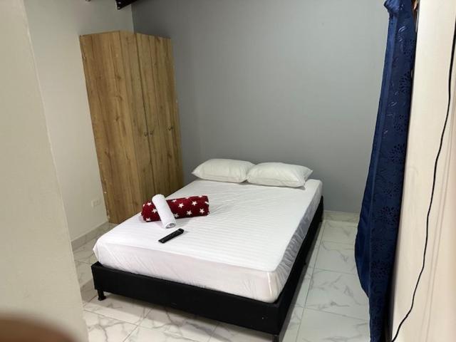Apartahotel Malaga Medellín Eksteriør bilde